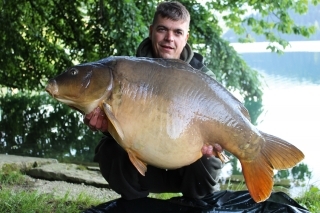 Lysec, 21 kg - ešte som ho stihol  chytiť skôr ako sa začal venovať zachovaniu potomstva.