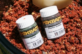 Mäkčené peletky a method mix od Mikbaits prinášali pravidelné úlovky menších kapríkov.